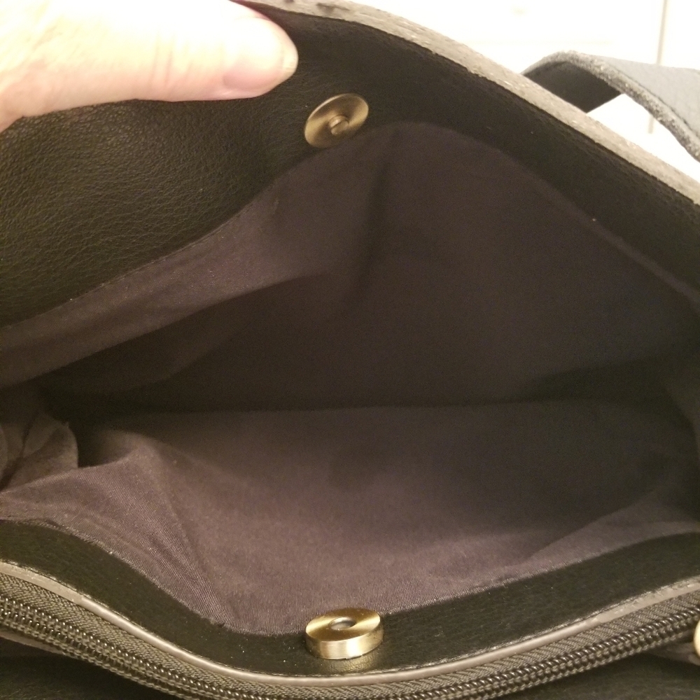 St. John's Bay Black Handbag Faux Leather 12 X 11 X 4.5 - Picture 7 of 10